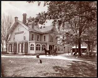 The Woodmasten Inn, Westchester, New York, 1901